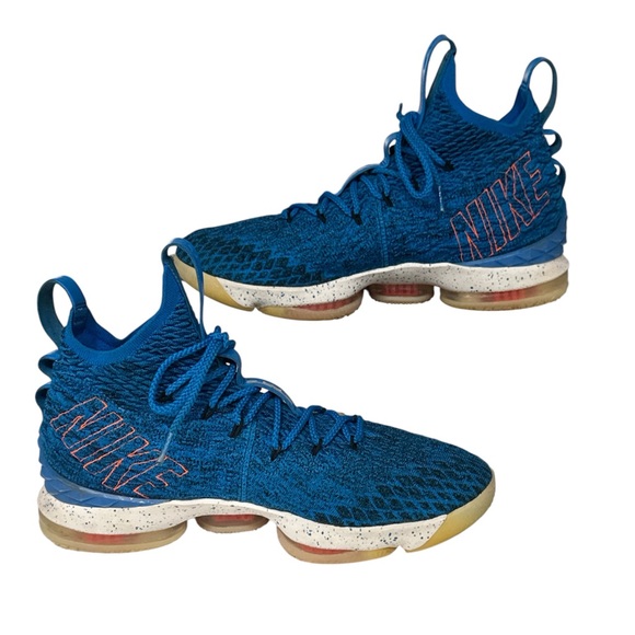 Nike LeBron 15 Hardwood Classics 897648-400 Men's Size 11 Blue